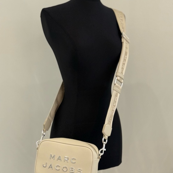 NWT marc Jacobs flash camera bag - Picture 1 of 7